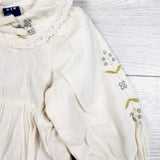 Old Navy cream coloured embroidered bubble romper. Size 0-3 months