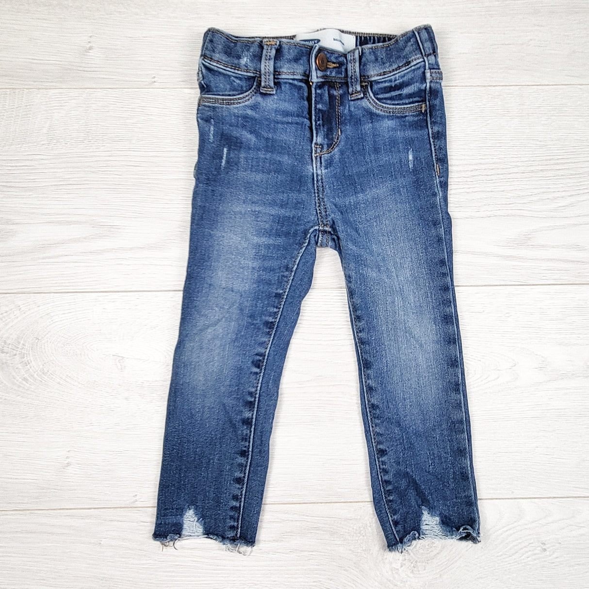 Old Navy ballerina jeggings with raw edge hem. Size 2T