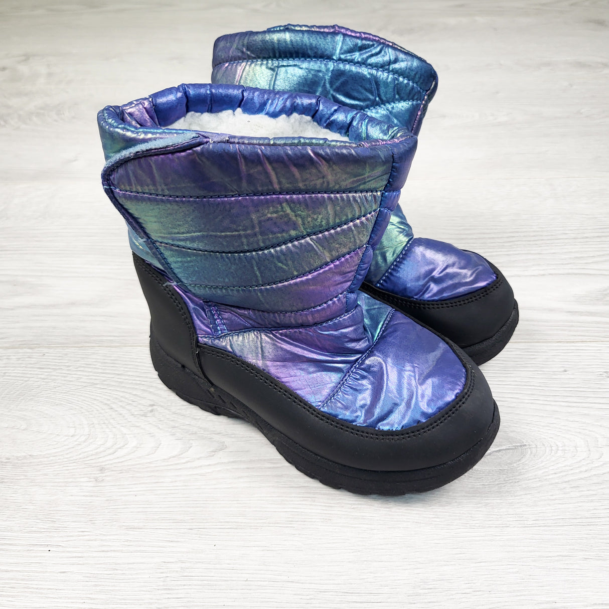 Mountain Warehouse iridescent boots. Size 10