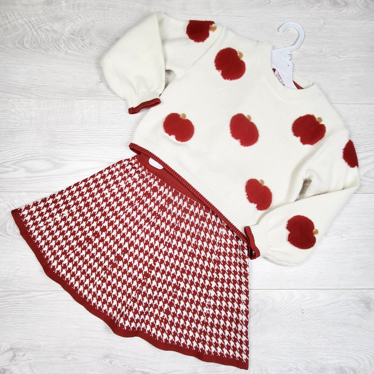 NEW - Cupcakes and Cashmere 2pc sweater set with fuzzy apples. Size 4/5T