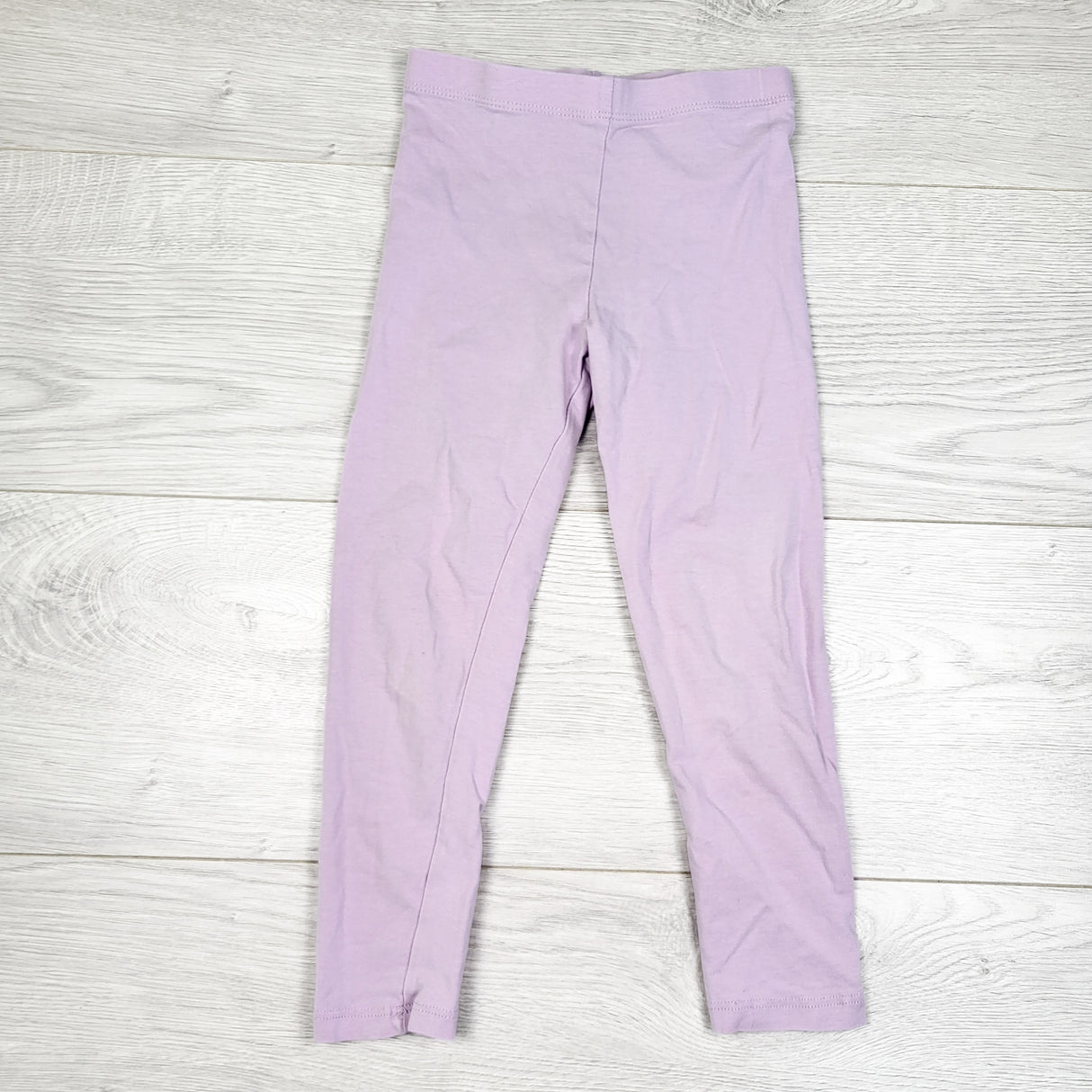 H and M light purple leggings. Size 3/4T