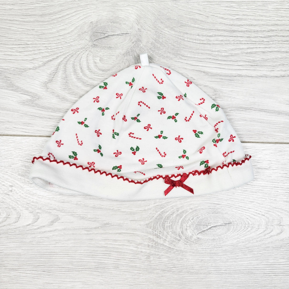 White Christmas themed baby hat. Size 6 months