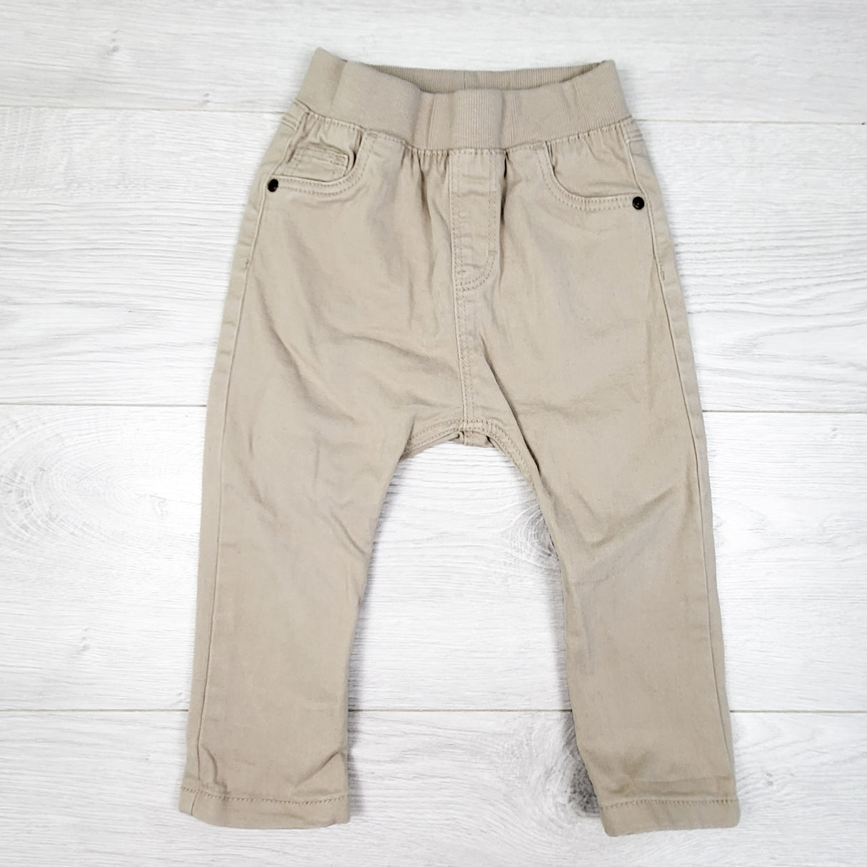 H and M beige pull-on twill pants. Size