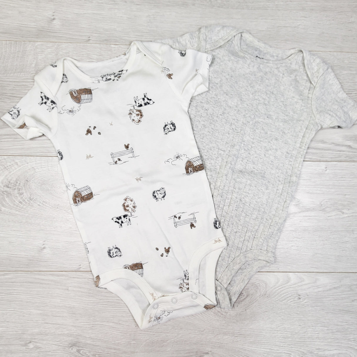 Child of Mine 2pc farm themed bodysuits. Size 18 months