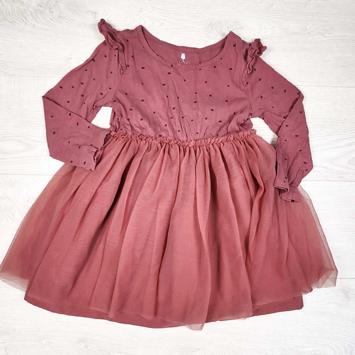Rise Little Earthling dress with tulle skirting. Size 4/5T