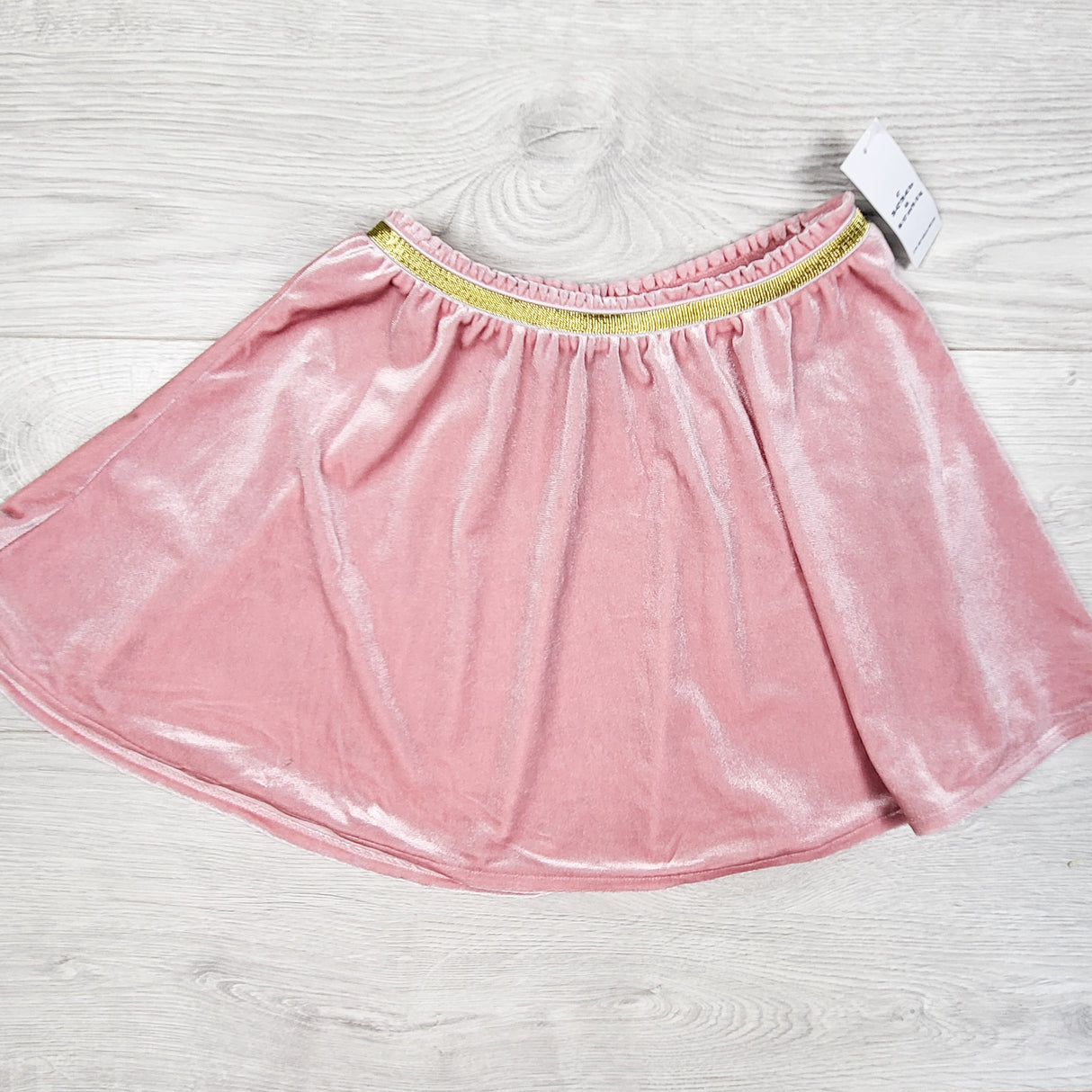 NEW - Old Navy pink velvet skirt. Size 4T