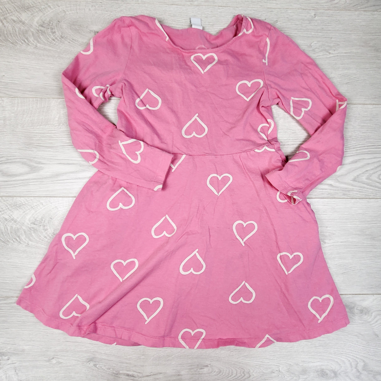 Old Navy pink dress with hearts. Size 10/12