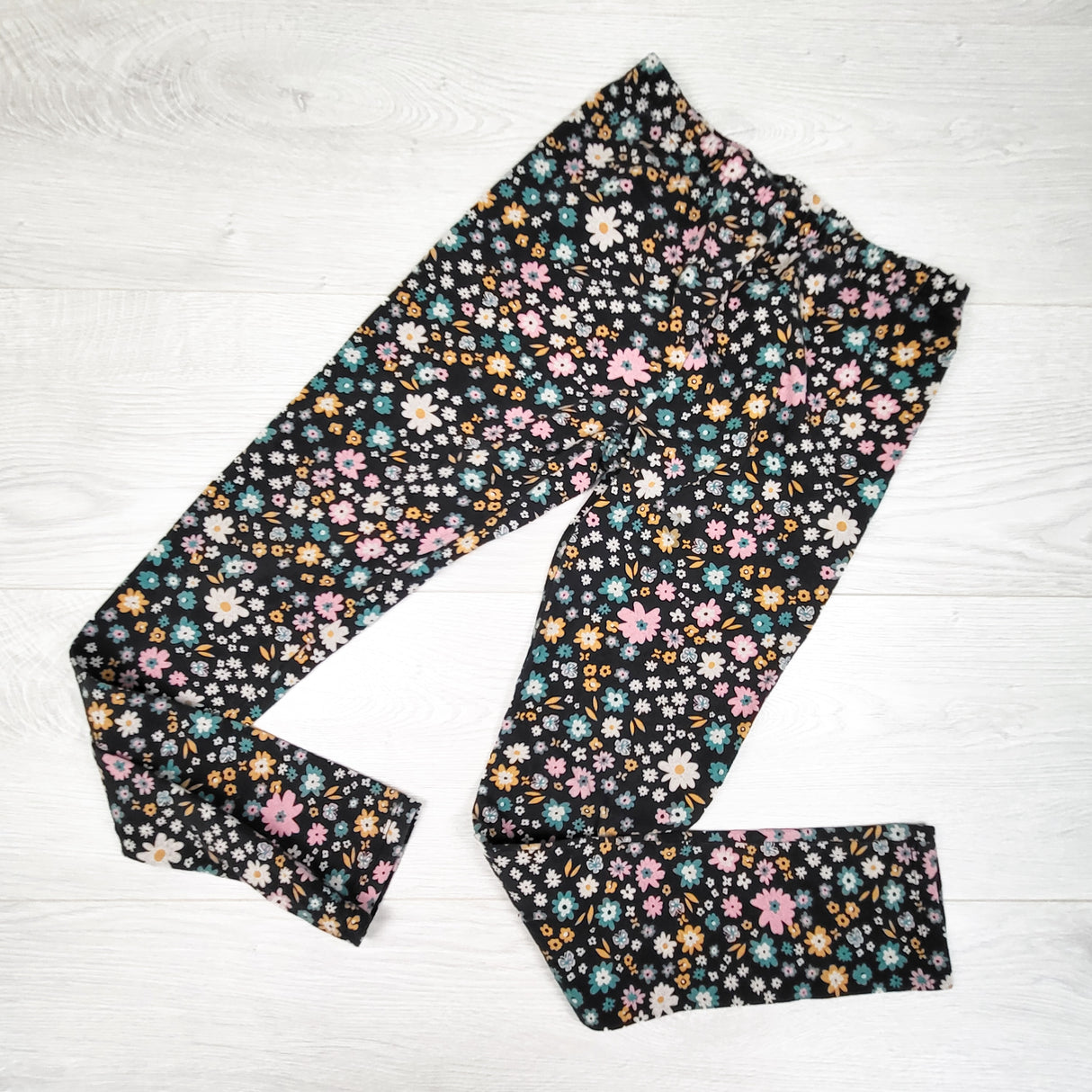 George black floral print leggings. Size 10/12