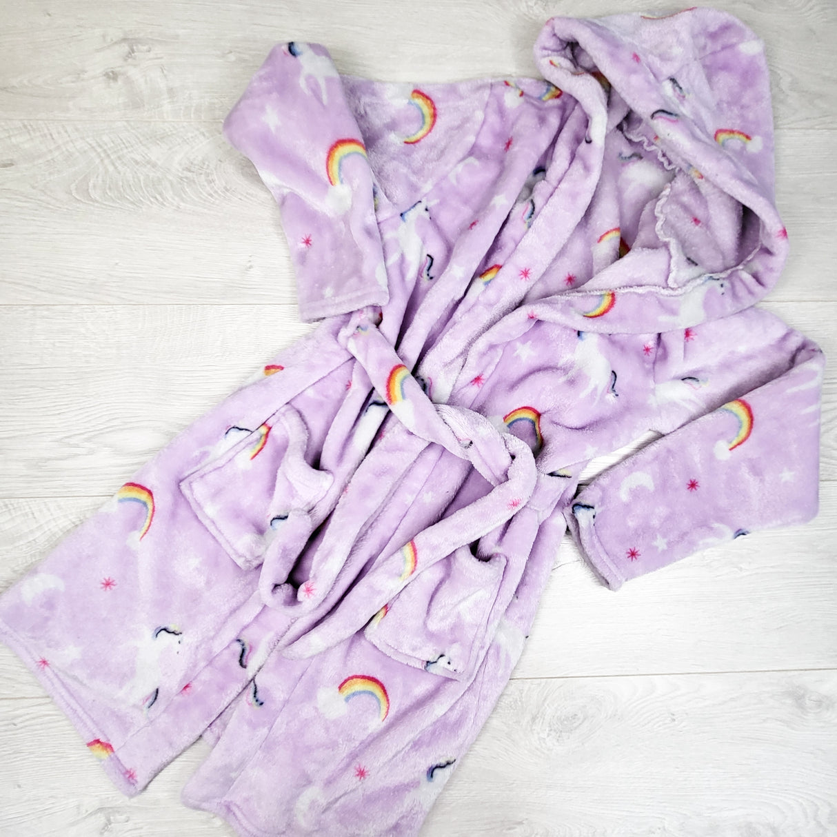 Purple plush unicorn robe. Size 9/10