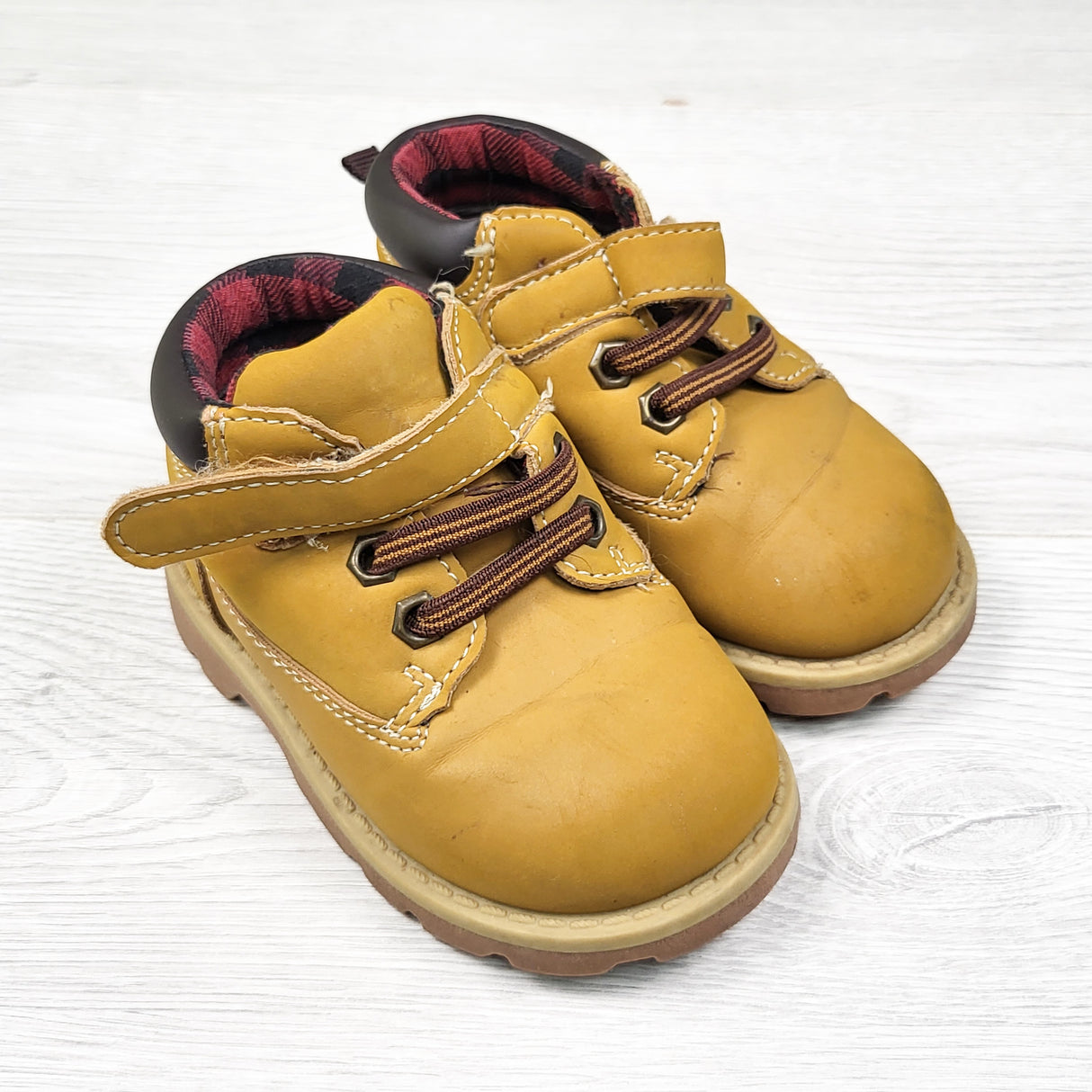 Garanimals tan work style boots. Size 5