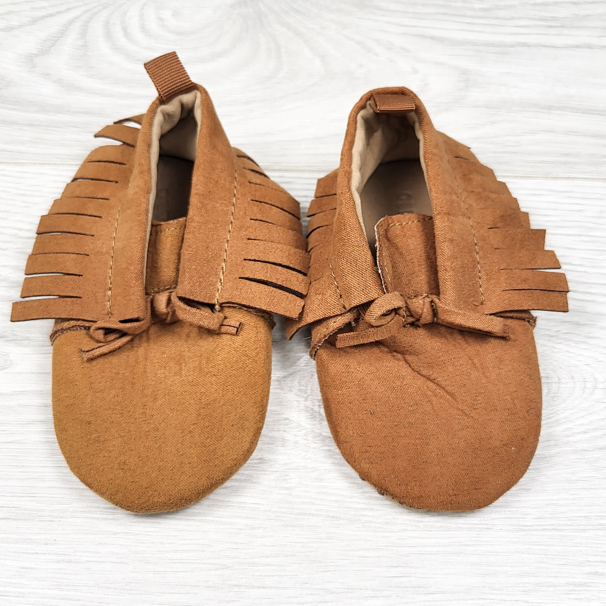 Old Navy tan soft soled shoes with fringes. Size 6-12 months