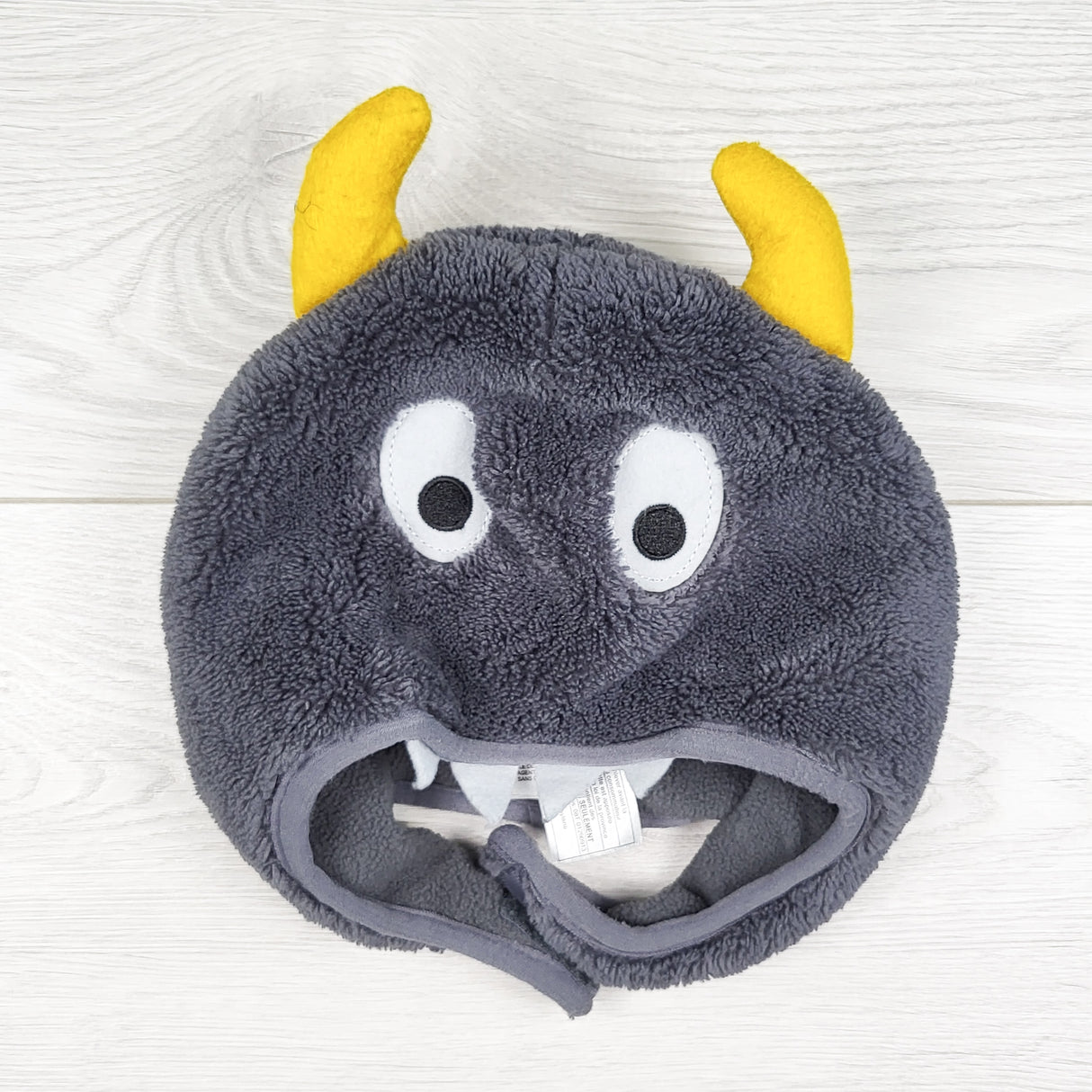 Old Navy grey monster hat. Size small