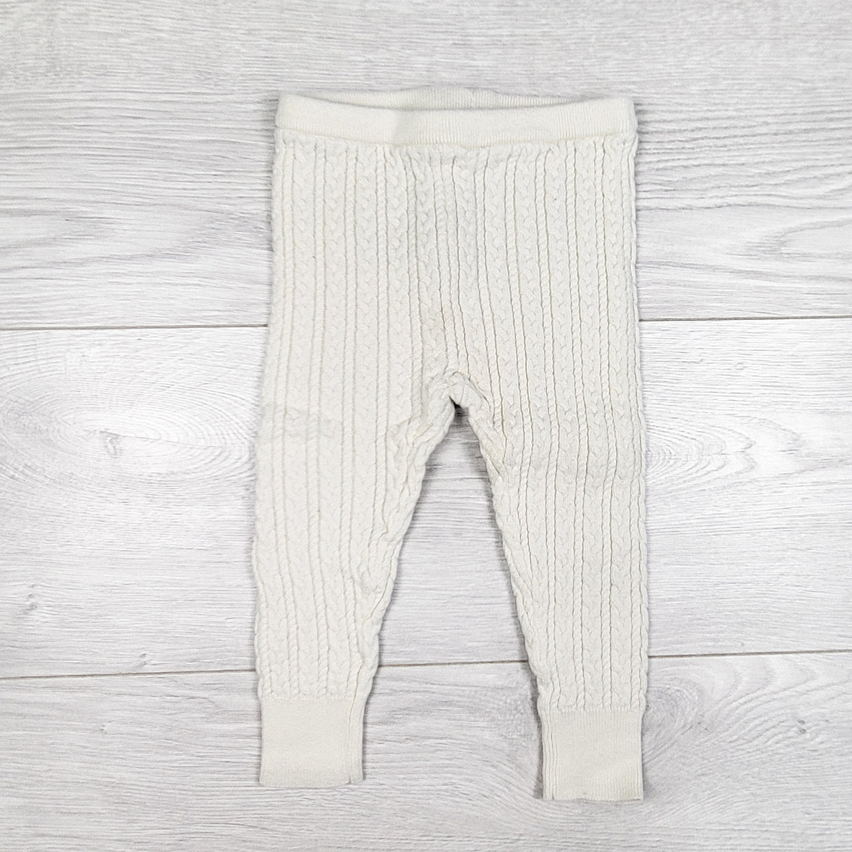 Gap cream coloured cable knit tights. Size 12-18 months