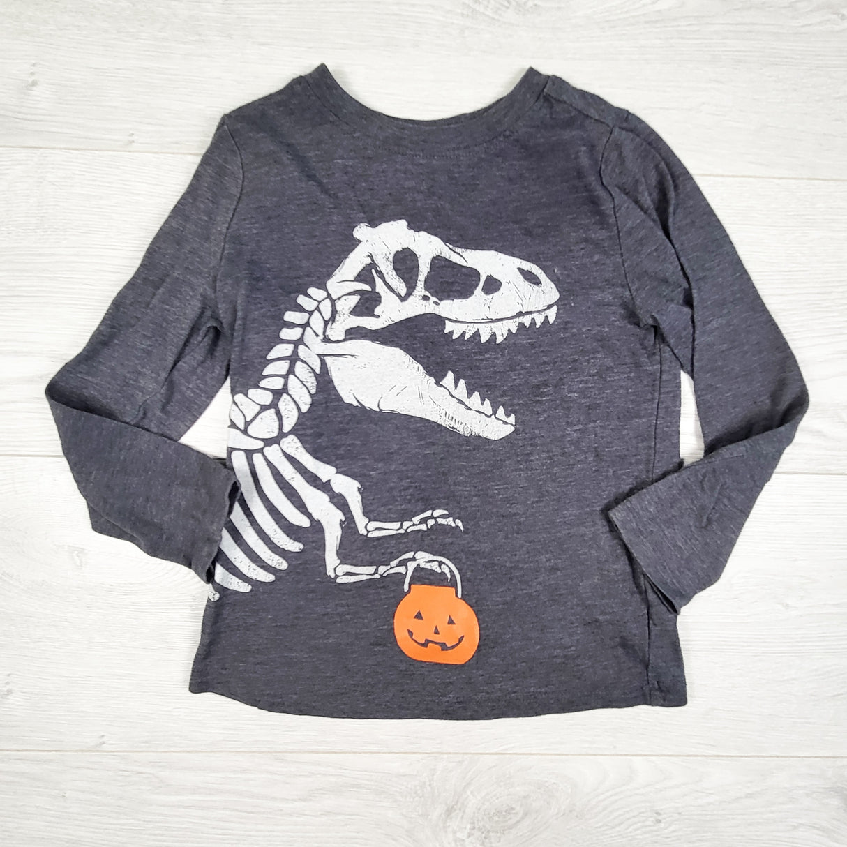 Old Navy grey Halloween top with dinosaur skeleton. Size 4T