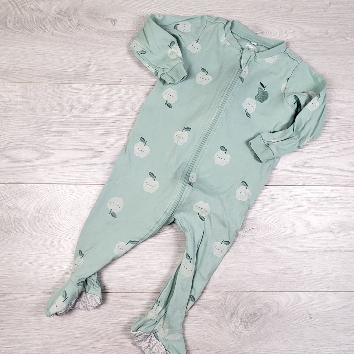 Pekkle green zippered sleeper with apples. Size 12 months
