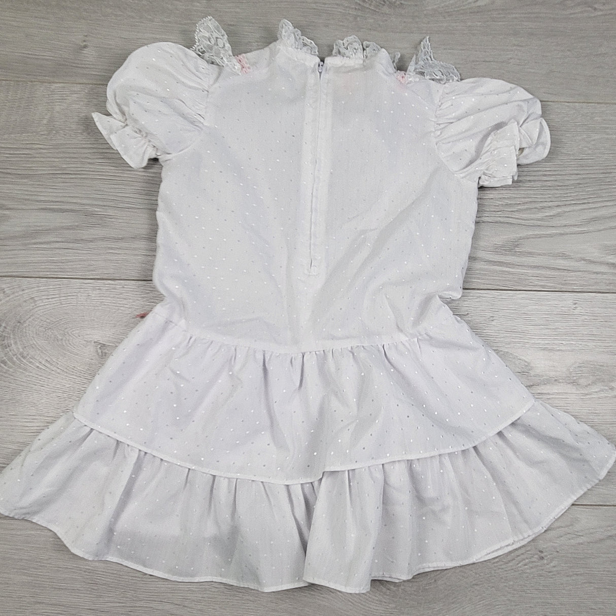 Reitmans vintage white lace dress. size 3T - missing belt that came with it