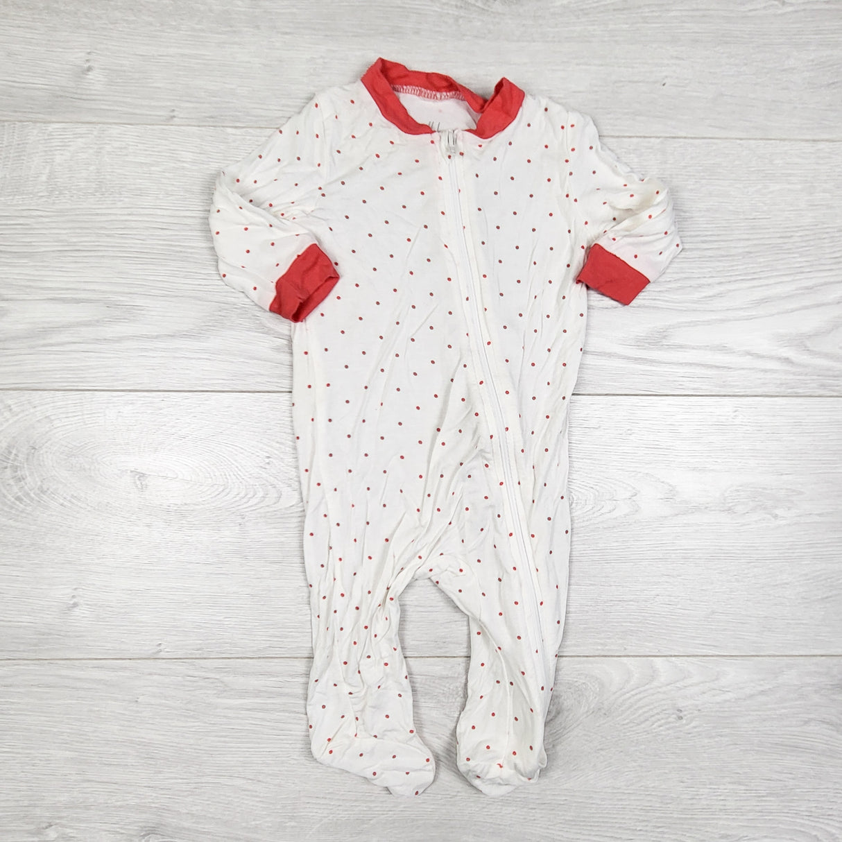 Milkberry white and pink polka dot bamboo sleeper. Size 0-3 months