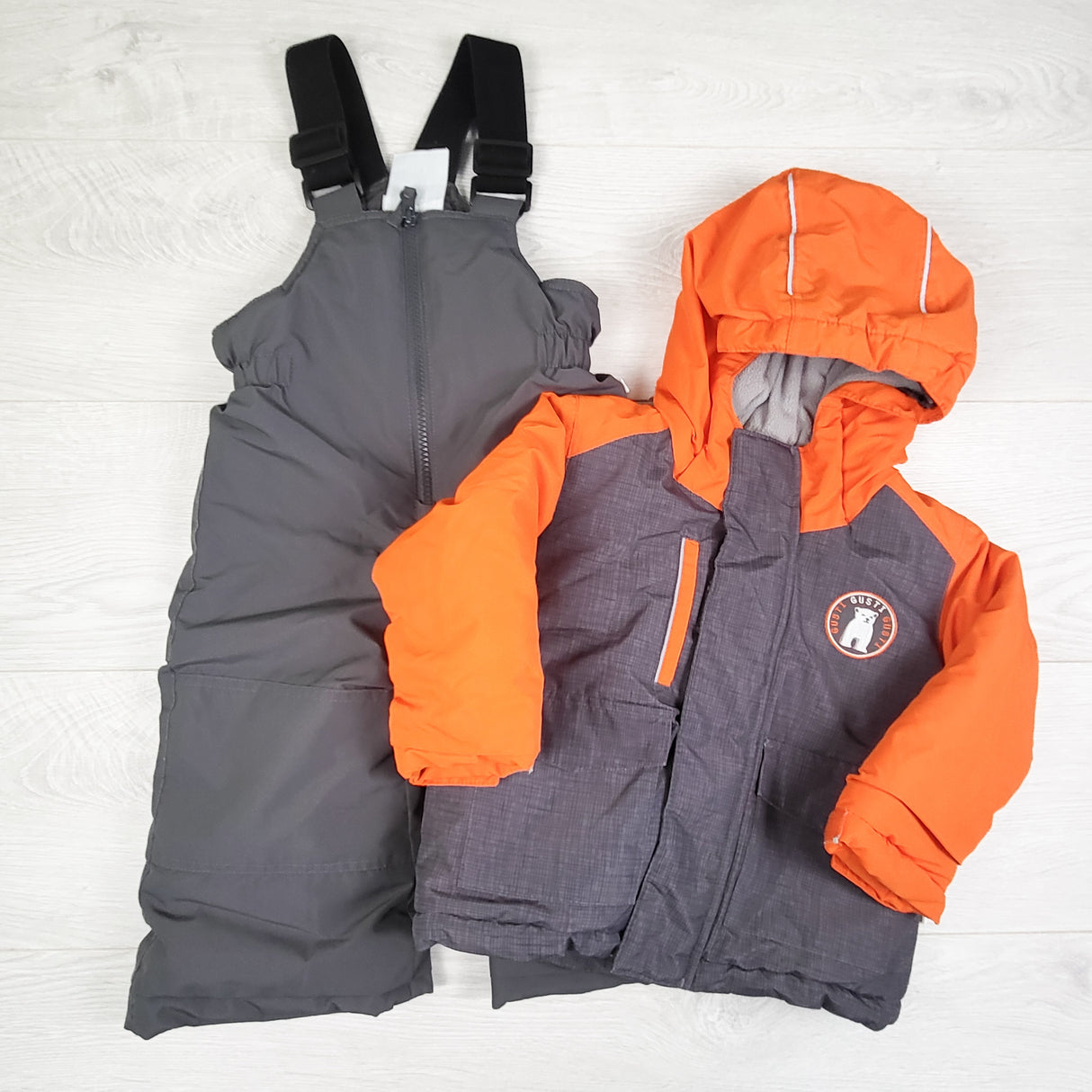 Gusti grey and orange 2pc snowsuit. Size 18 months
