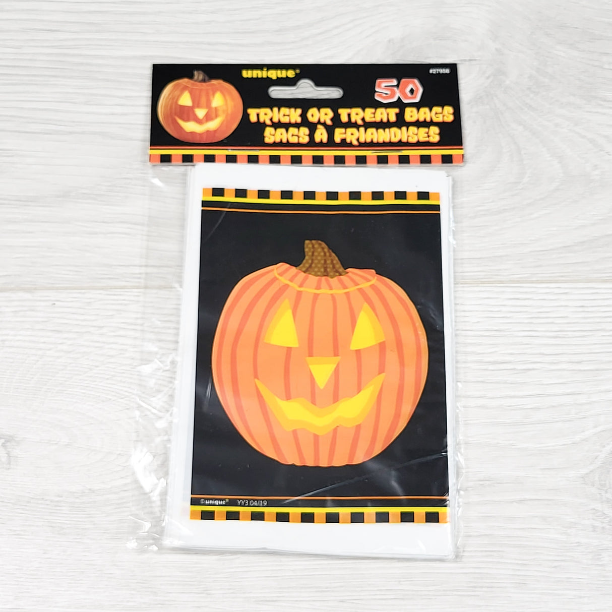NEW - 50-pack Halloween treat bags