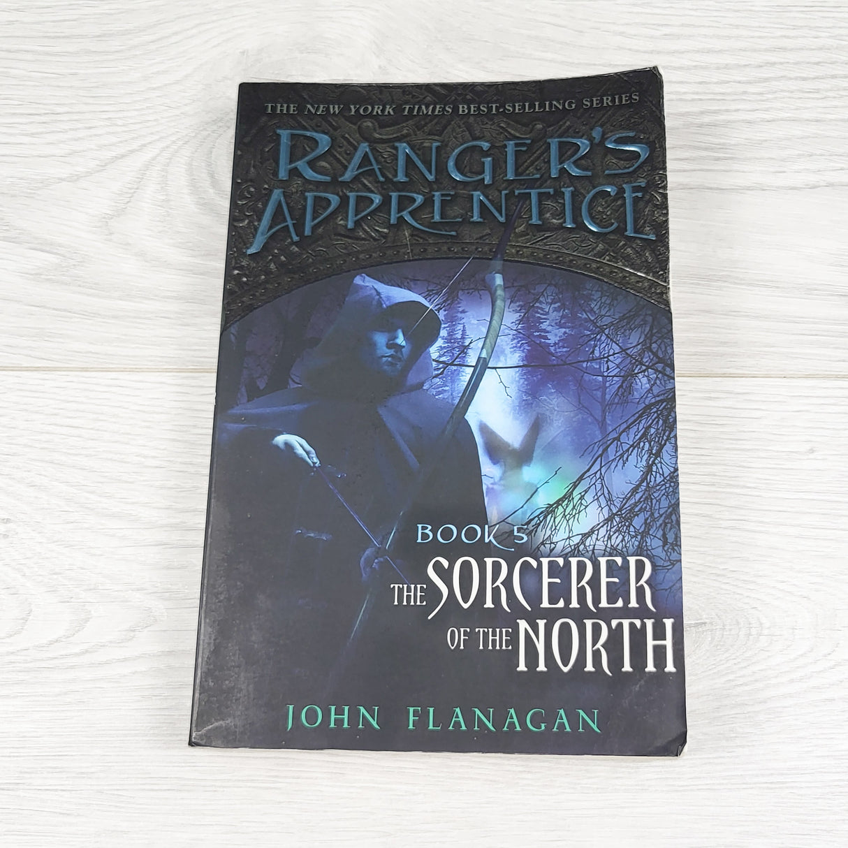 Ranger's Apprentice: The Sorcerer of the North. Soft cover chapter book