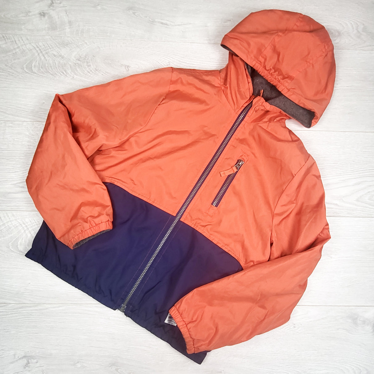 Oshkosh orange and navy reversible midweight jacket. Size 8 - AS IS