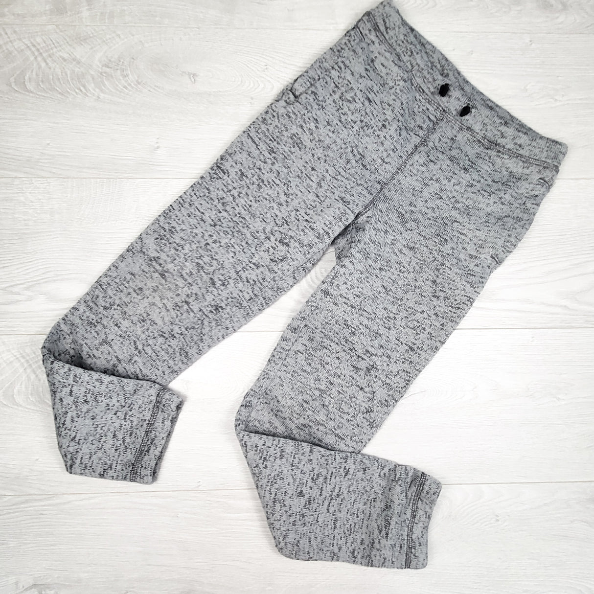 Joe Fresh heathered grey knit joggers. Size 7/8