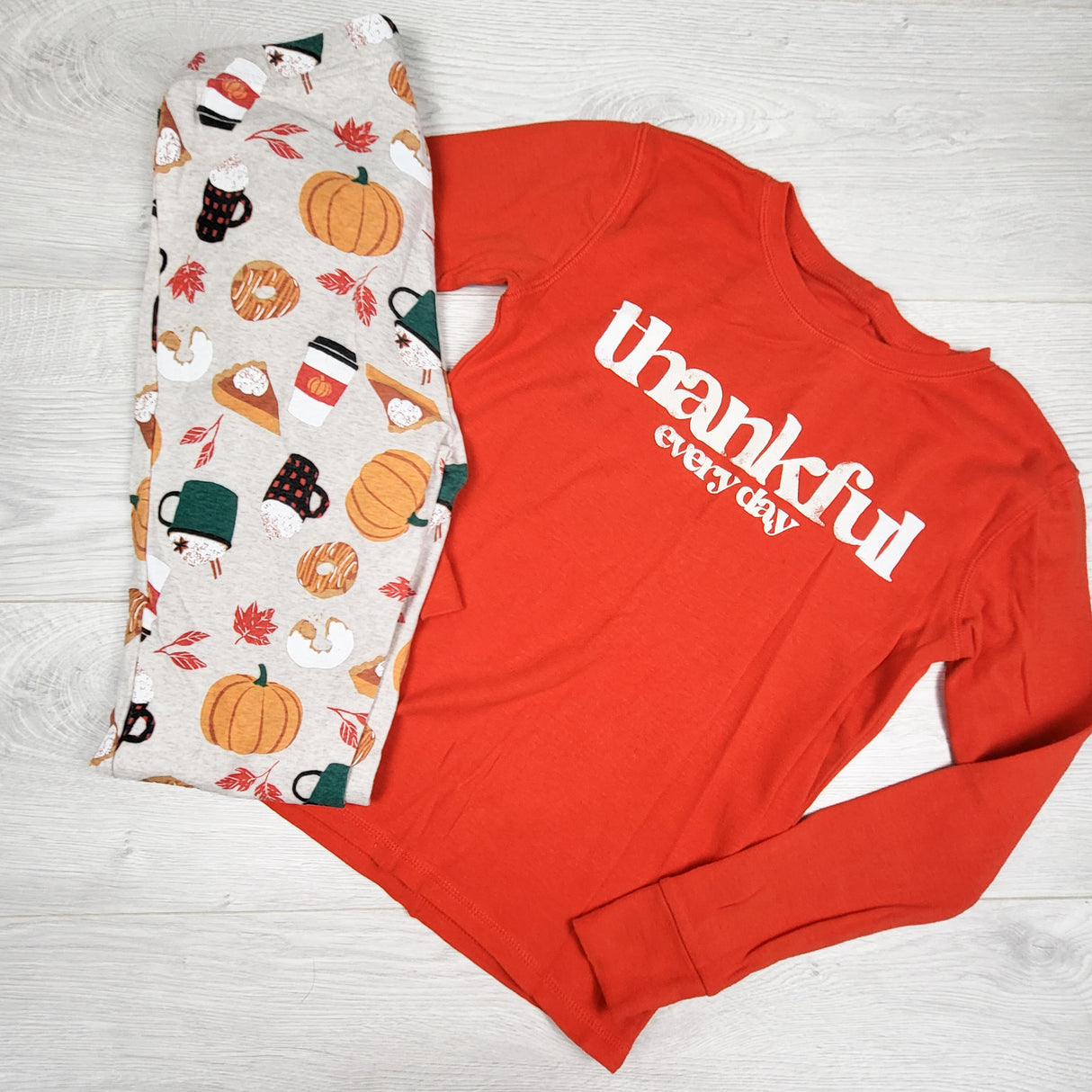Old Navy unisex "Thankful" 2pc PJs. Size 10