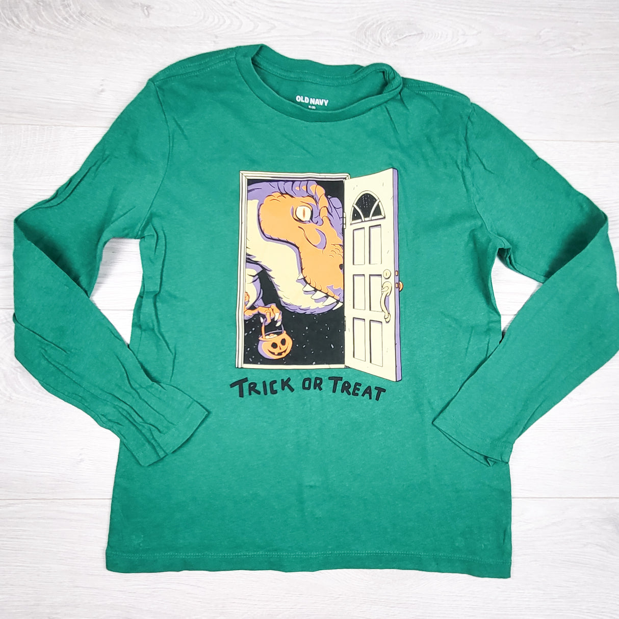 Old Navy green "Trick or Treat" long sleeve top. Size 8