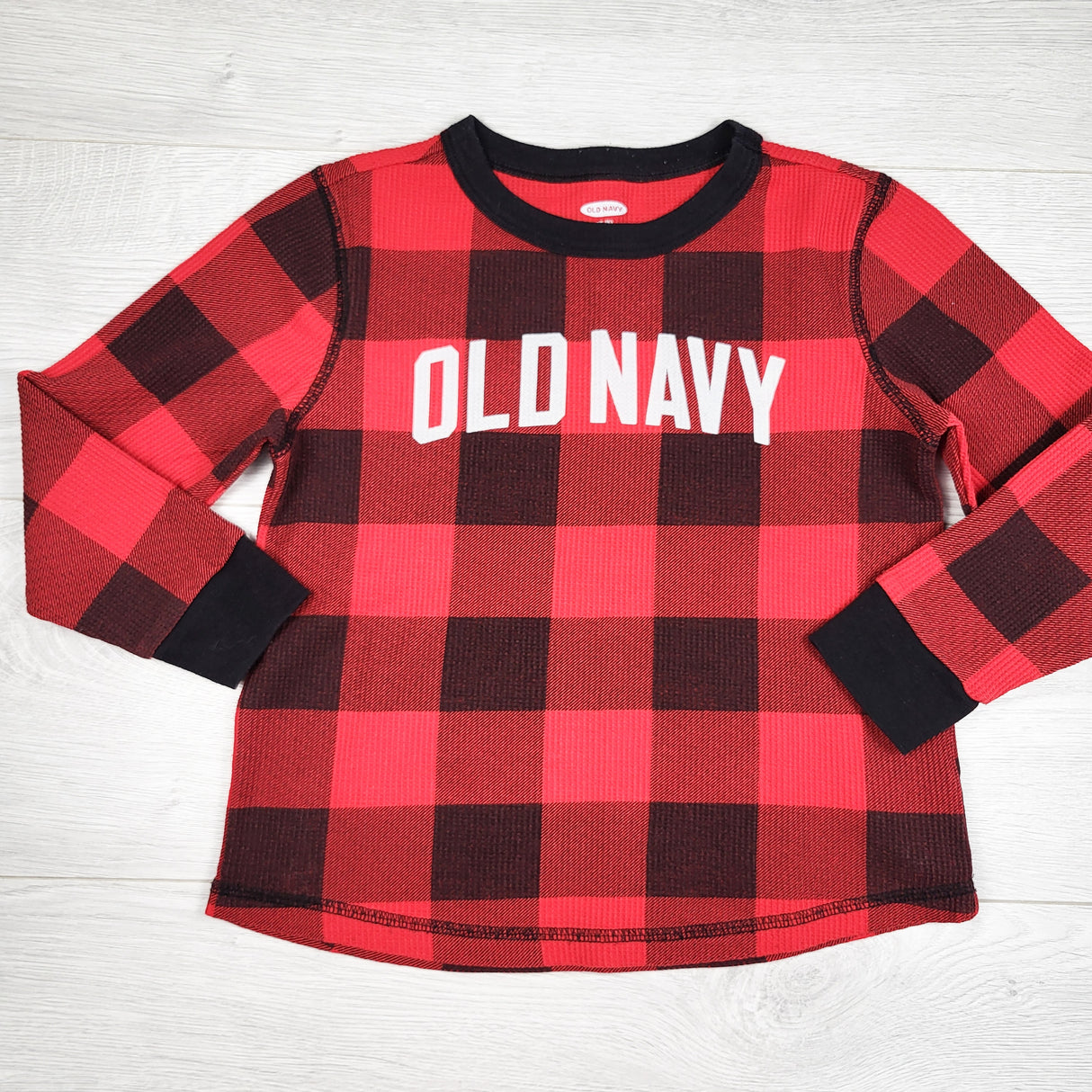 Old Navy buffalo plaid waffle knit top. Size 5T