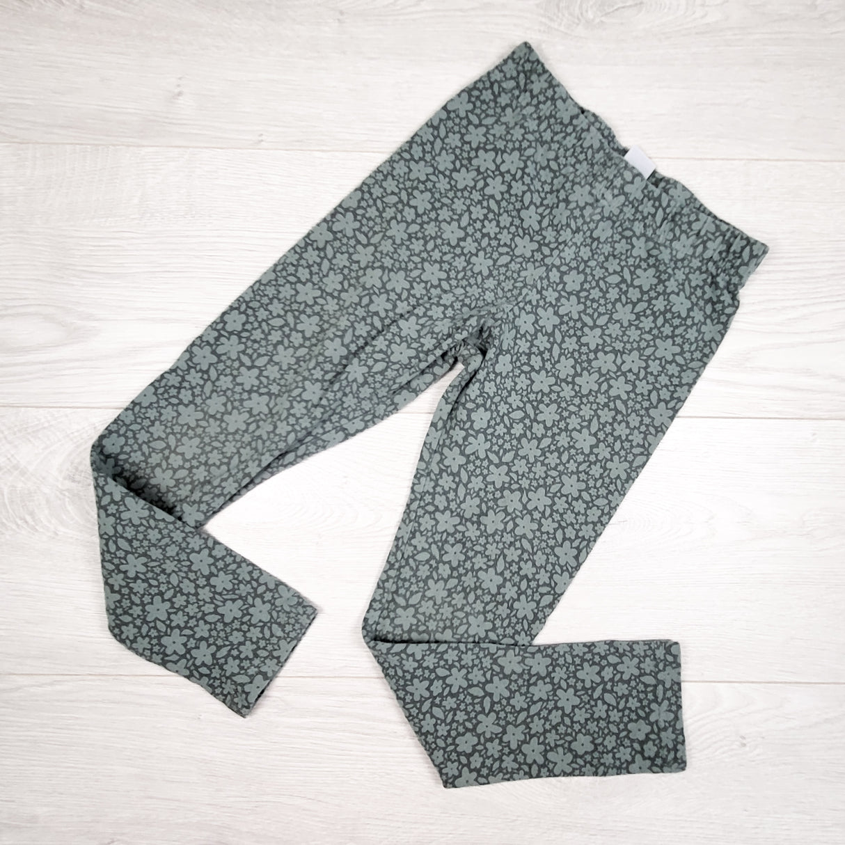 Carters green floral print leggings. Size 7