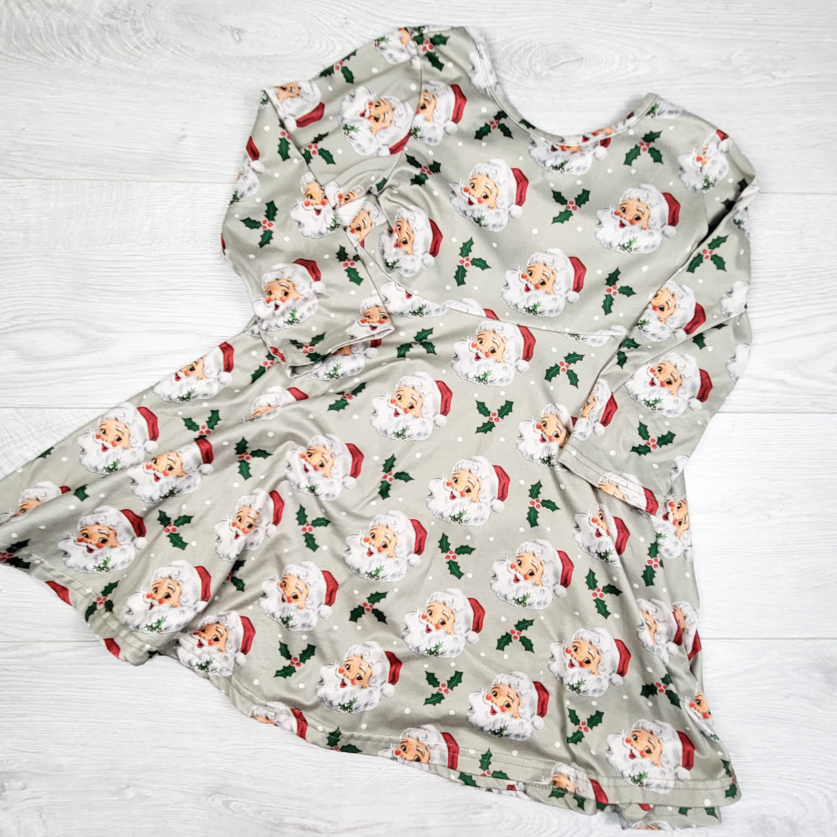 Santa print dress. Approx size 5/6