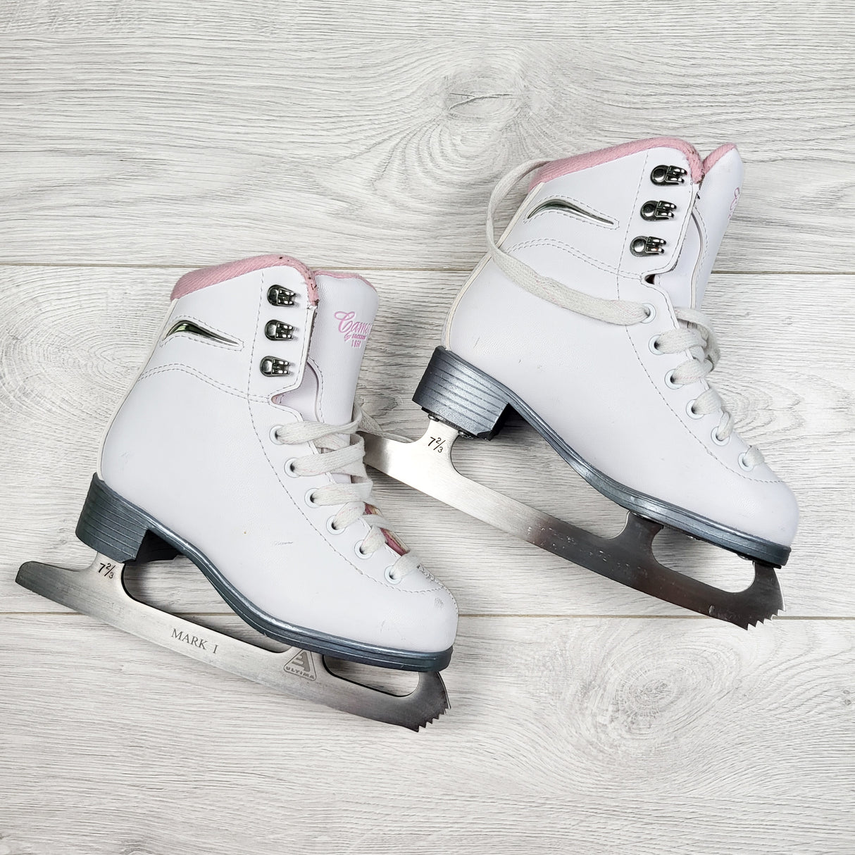 Cameo by Jackson 1850 Foam Padded Vinyl Figure Skates. Size 13 (no shipping)