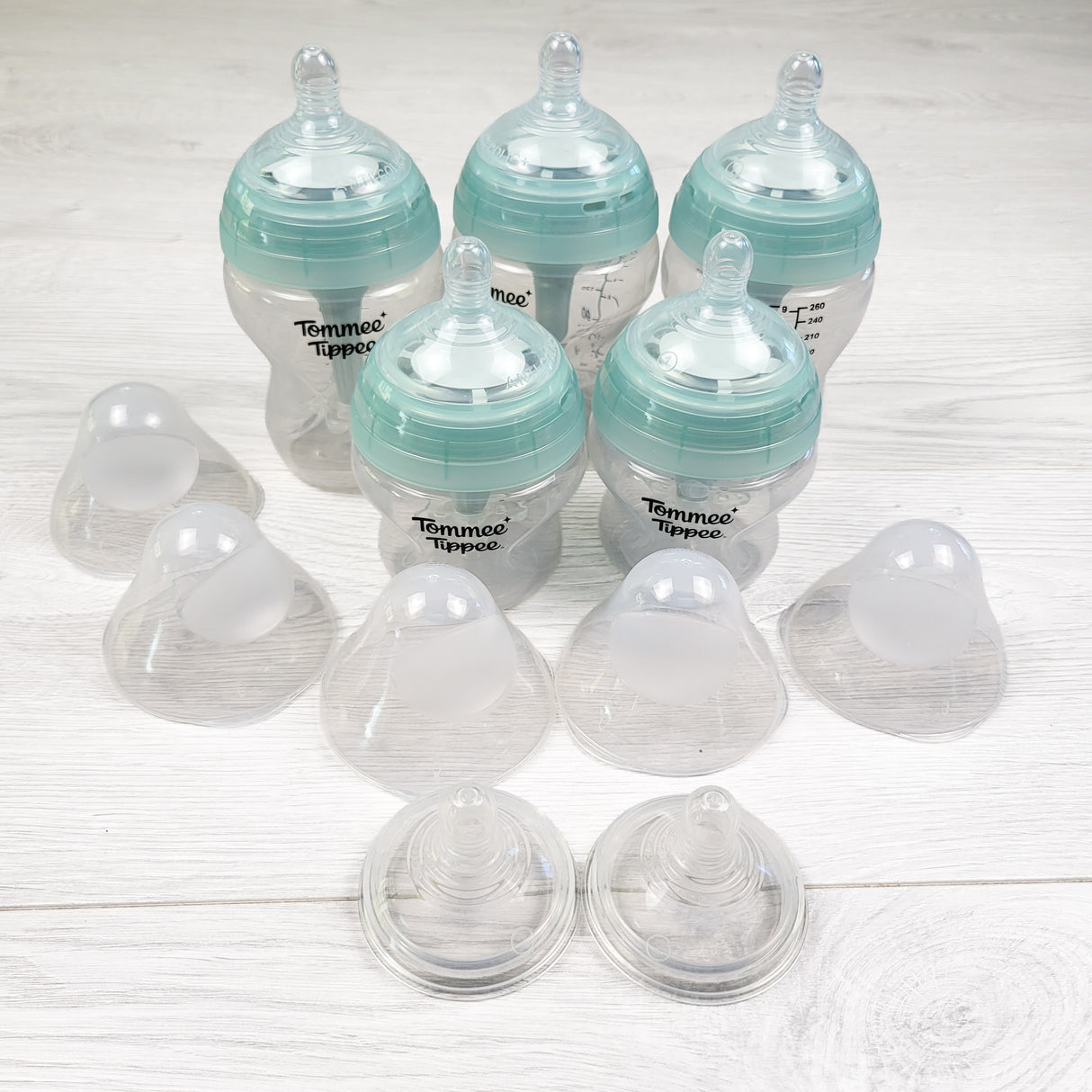Tommee Tippee Advanced Anti-Colic Newborn Starter Kit