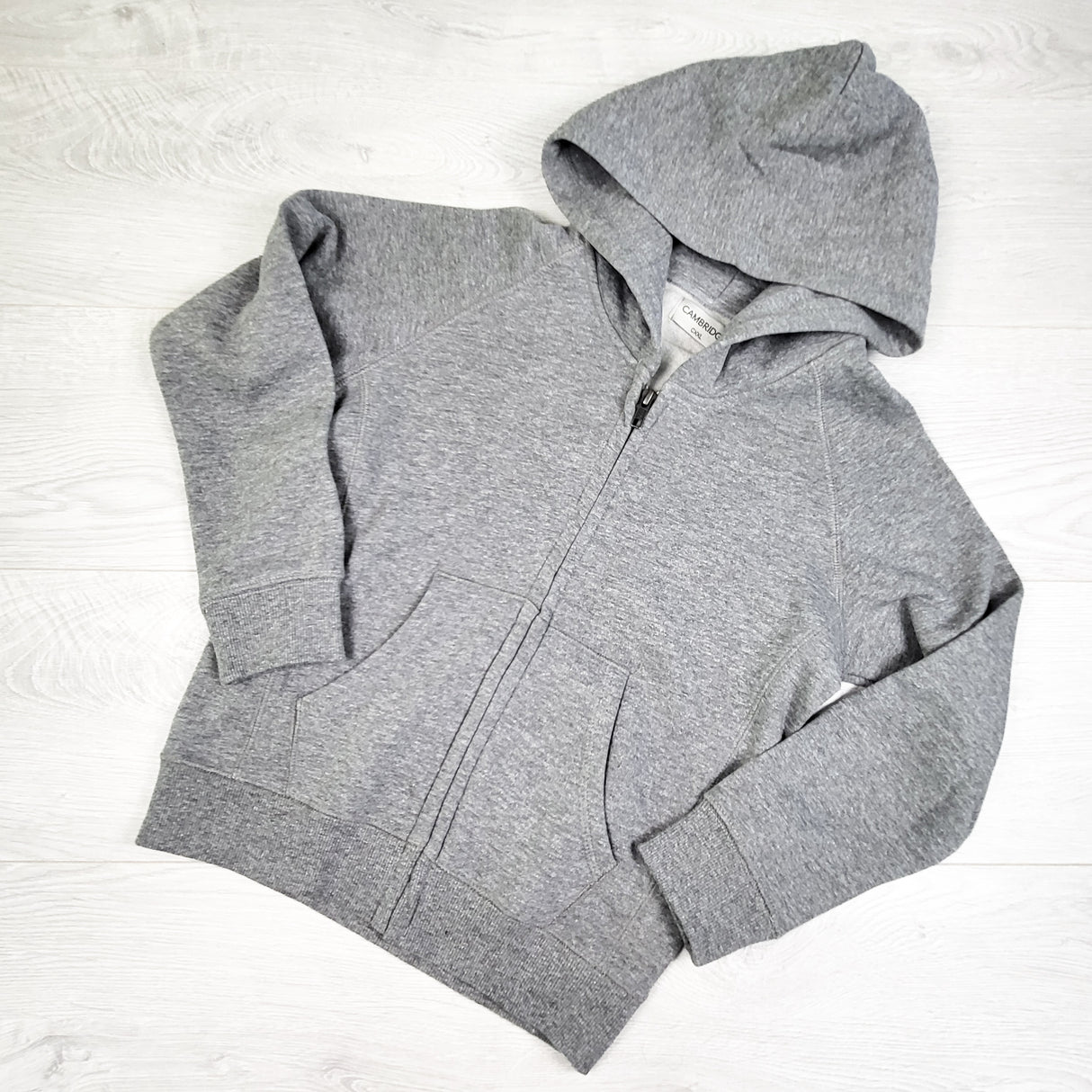 Cambridge grey fleecy lined zip up hoodie. Size XXL (14-16 Years)