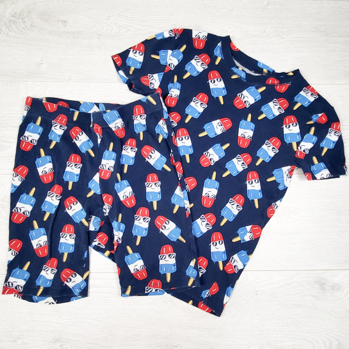 Old Navy navy 2pc PJs with popsicles. Size 12