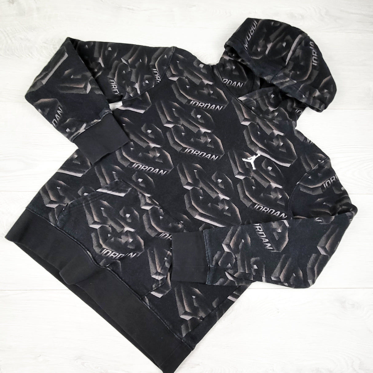 Nike Air Jordan Boys "23 Fade Away" Fleecy lined Pullover Hoodie. Size 12/13