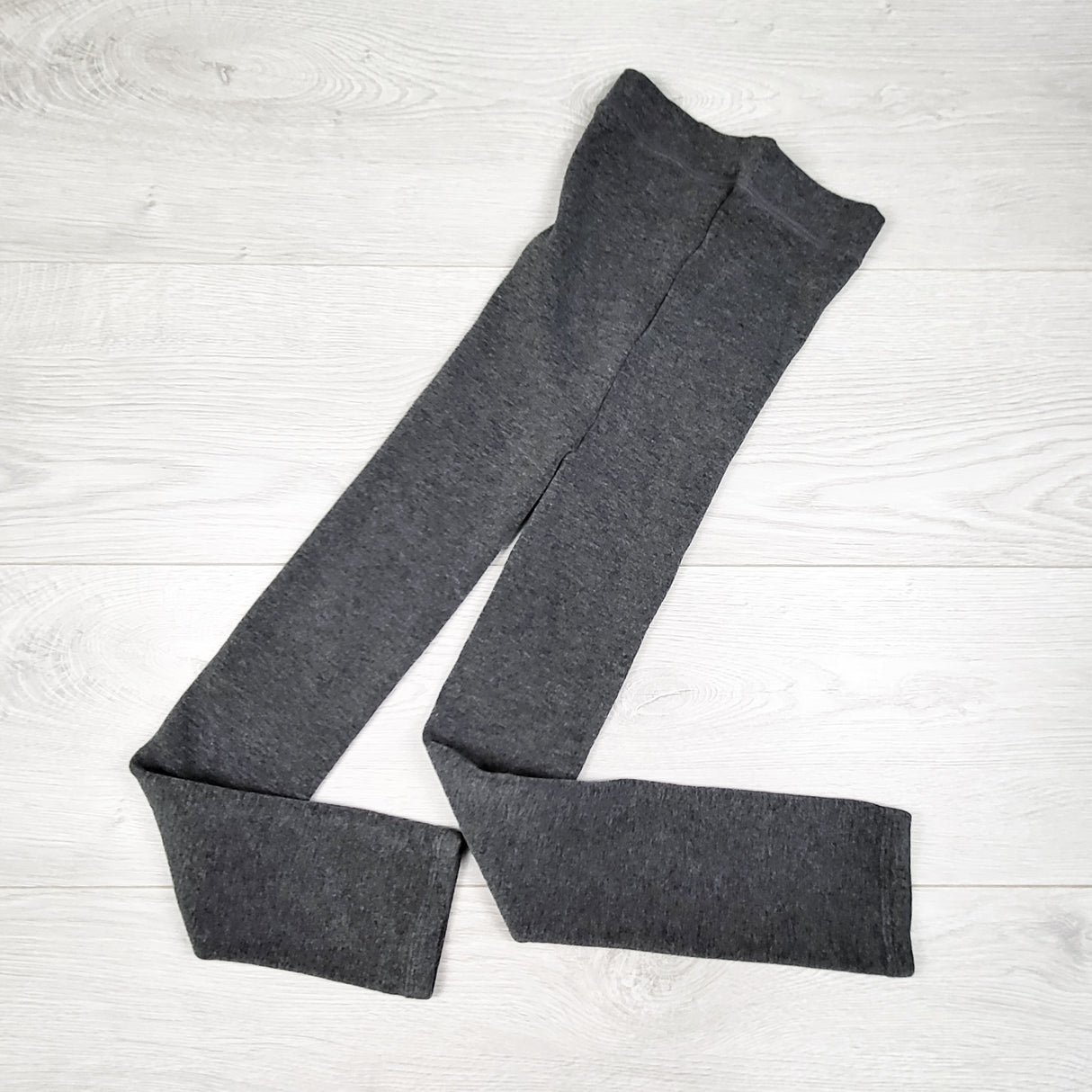 Uniqlo grey fleecy lined tights. Size 9/10