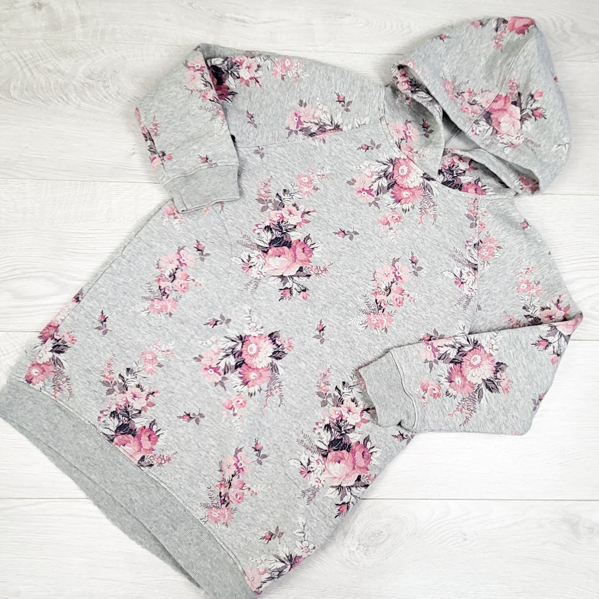 Gap grey fleece lined floral print hooded sweatshirt dress. Size small (6/7)