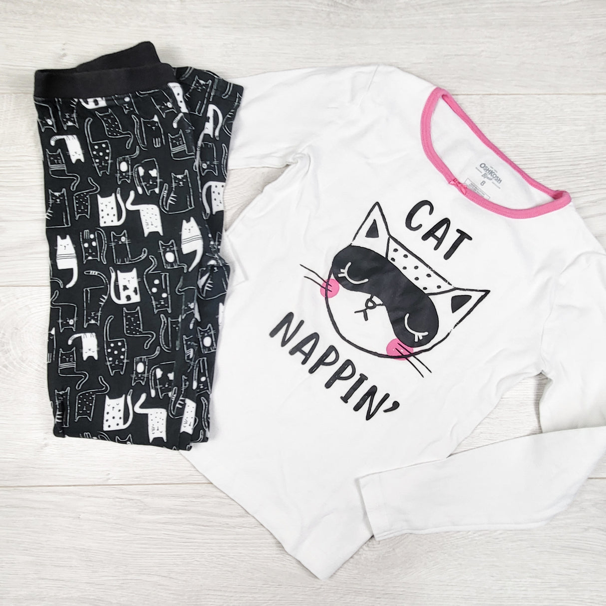 Oshkosh black and white 2pc "Cat Nappin'" PJs. Size 8