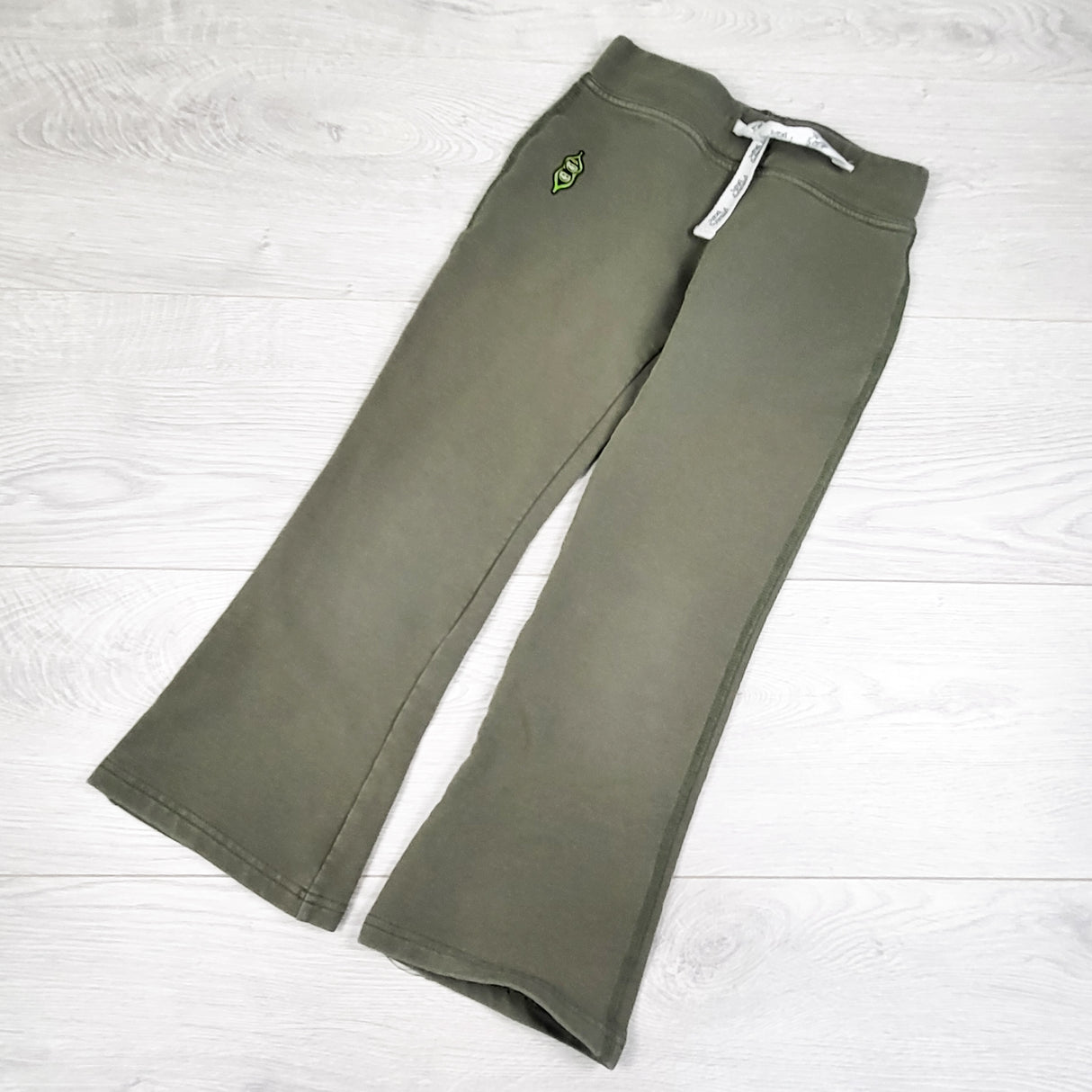 Peekaboo Beans olive green wide leg pants. Size 6