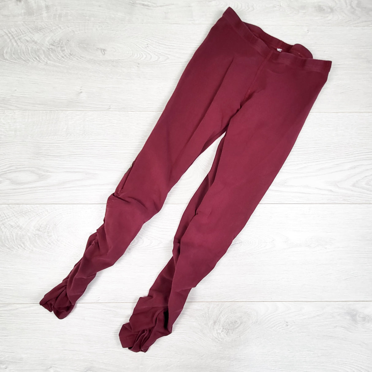 Peekaboo Beans burgundy ruched leggings. Size 8