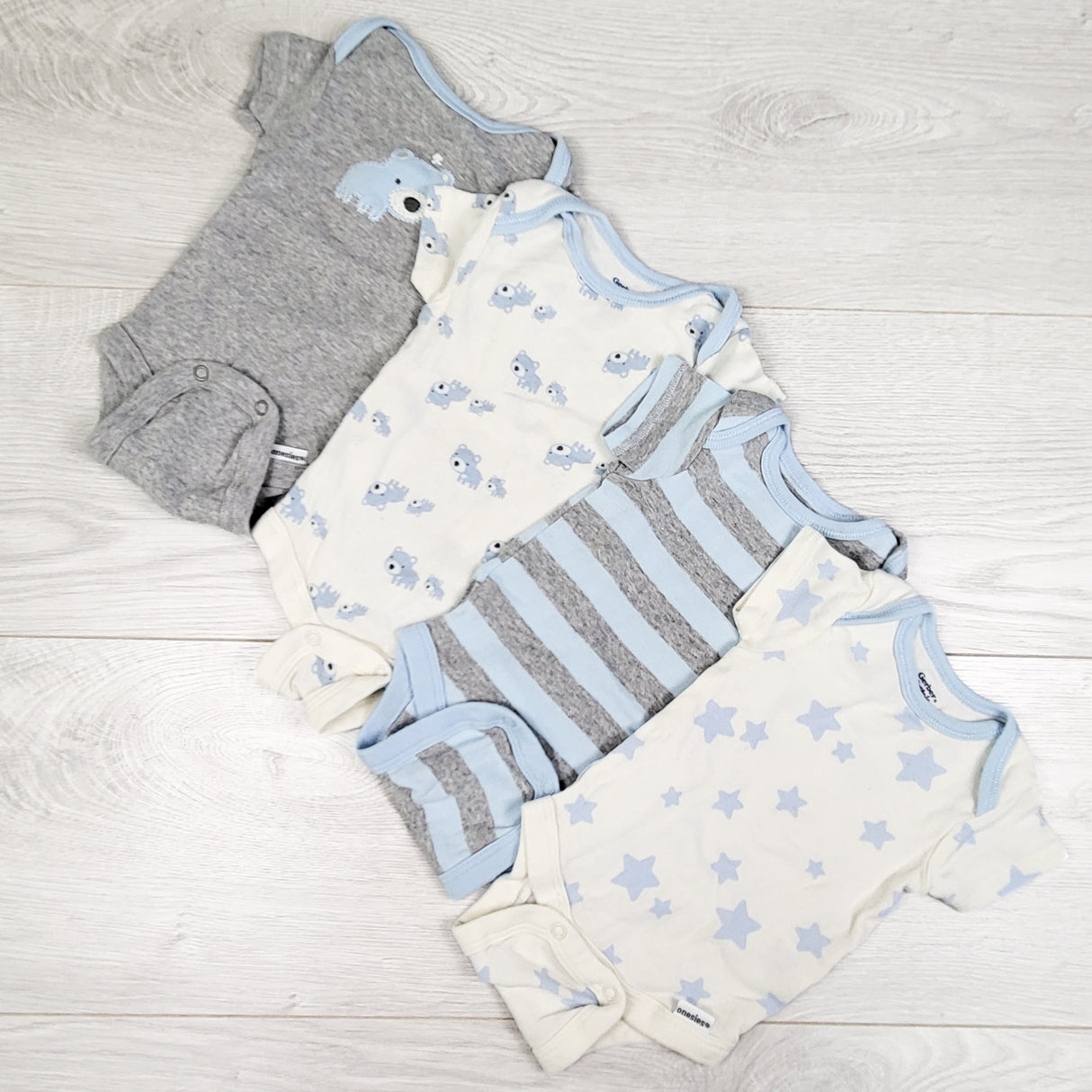 Gerber 4pc bodysuit set. Newborn size