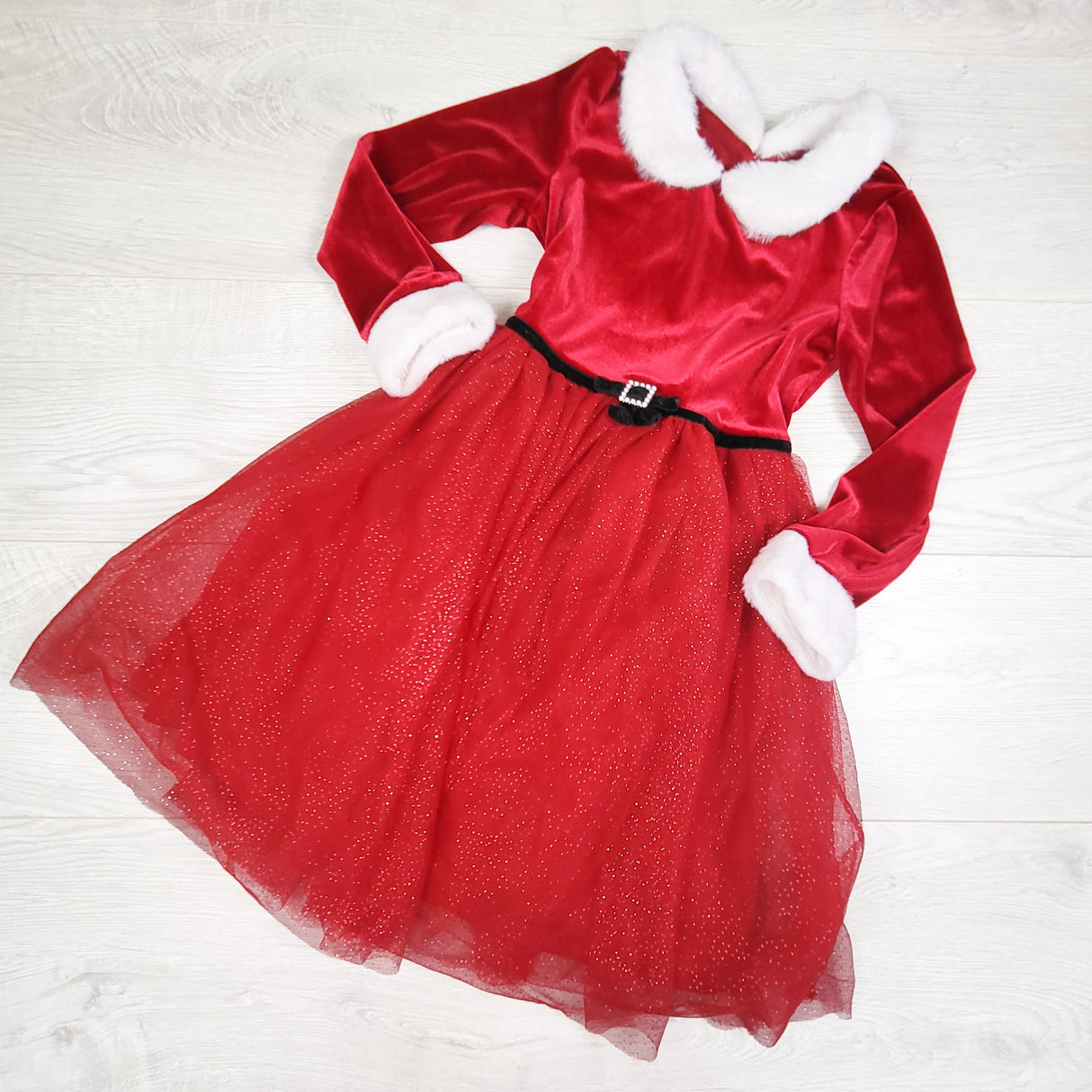 Zunie velour Santa dress with sparkle tulle skirting. Size 6