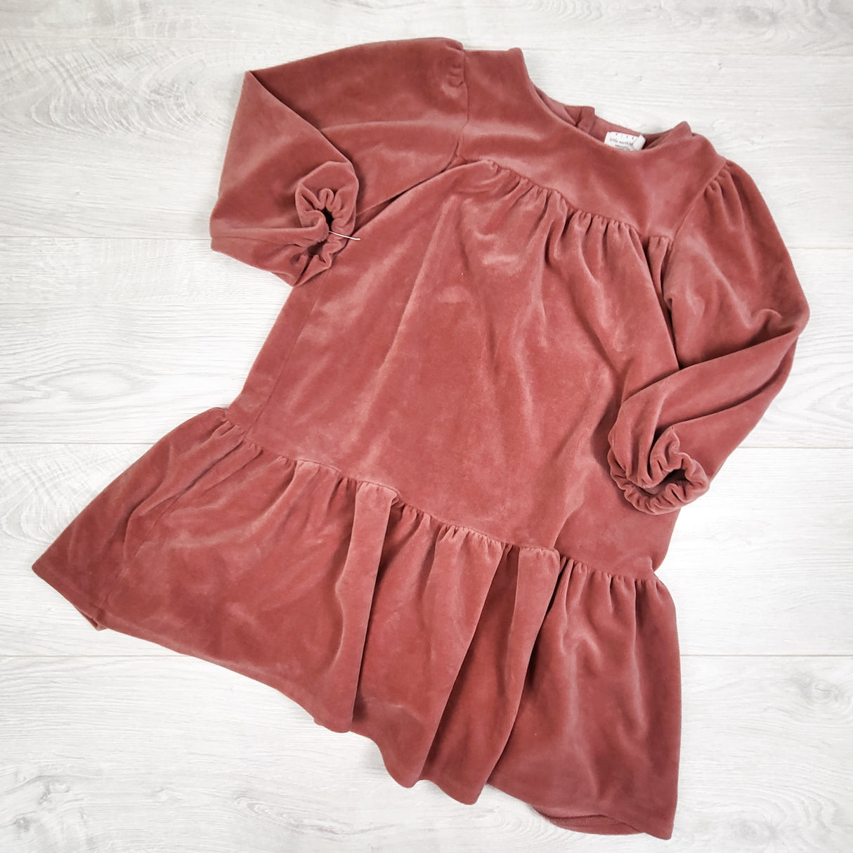 Rise Little Earthling dusty pink velour (super soft and plush) dress. Size 5/6