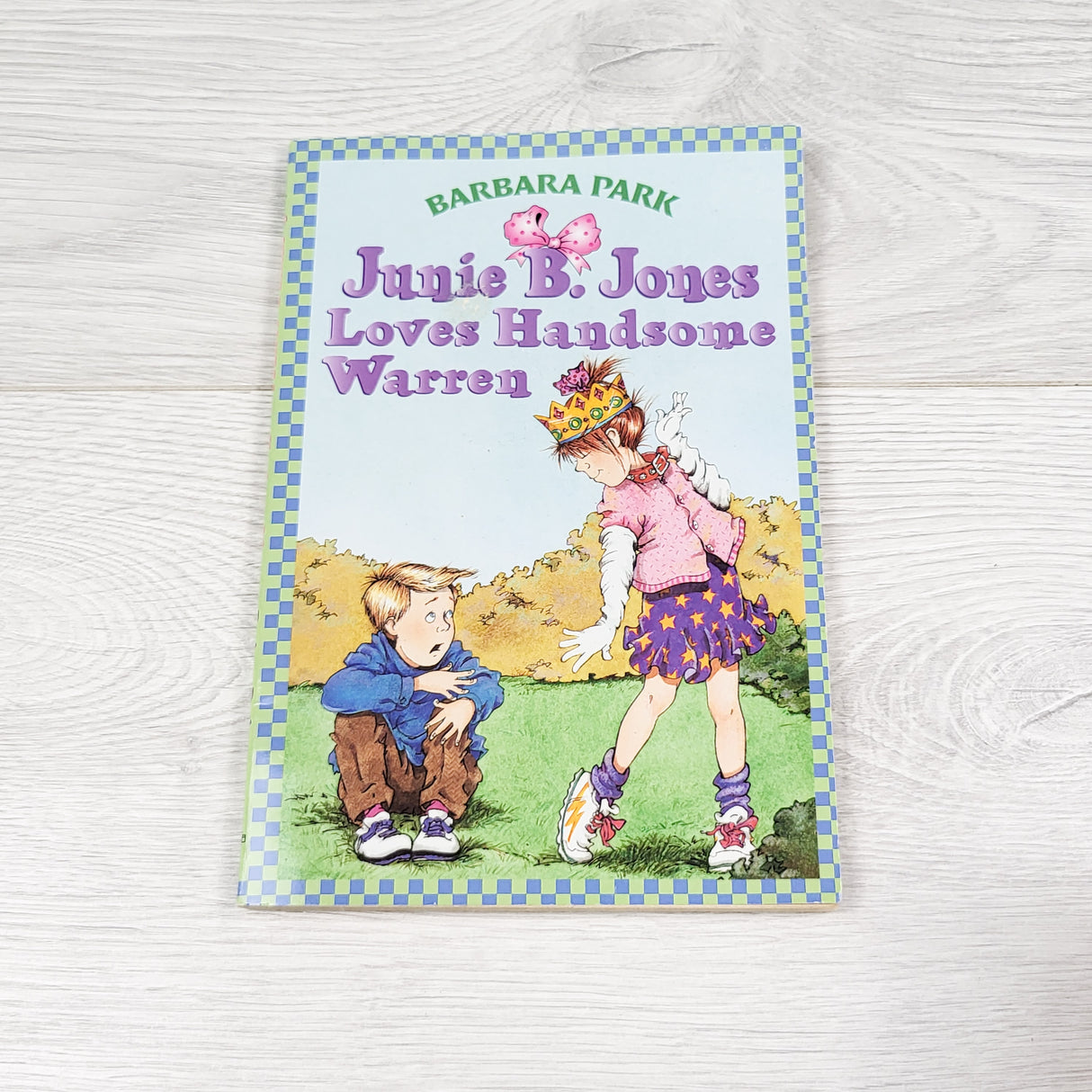 Junie B. Jones Loves Handsome Warren. Soft cover chapter book