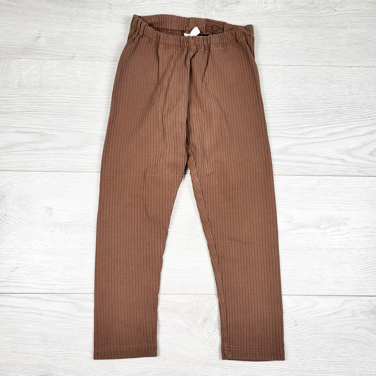 H and M brown ribbed leggings. Size 3/4T