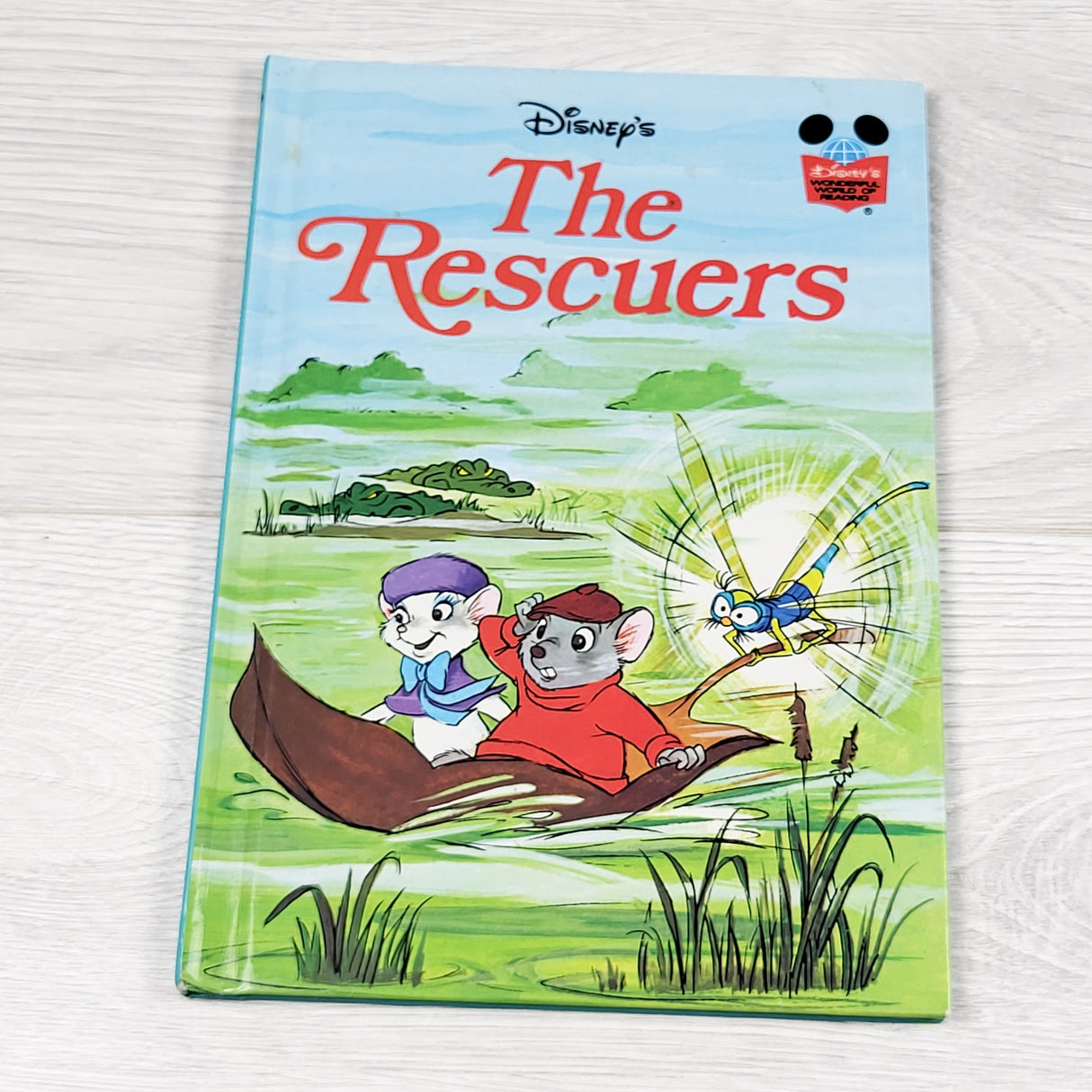 Vintage 1997 Disney "The Rescuers" hardcover book