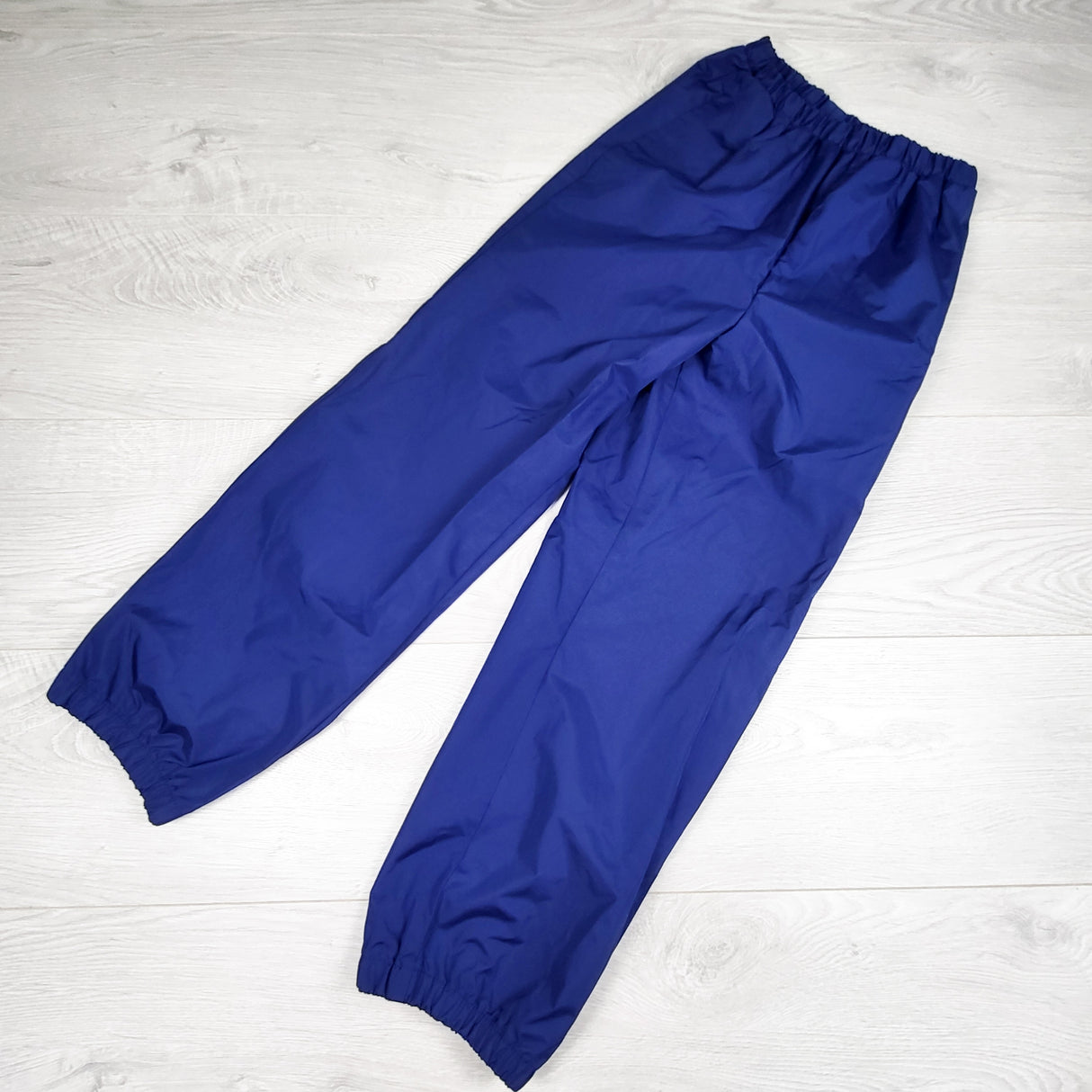 Oshkosh blue rain pants. Size 8