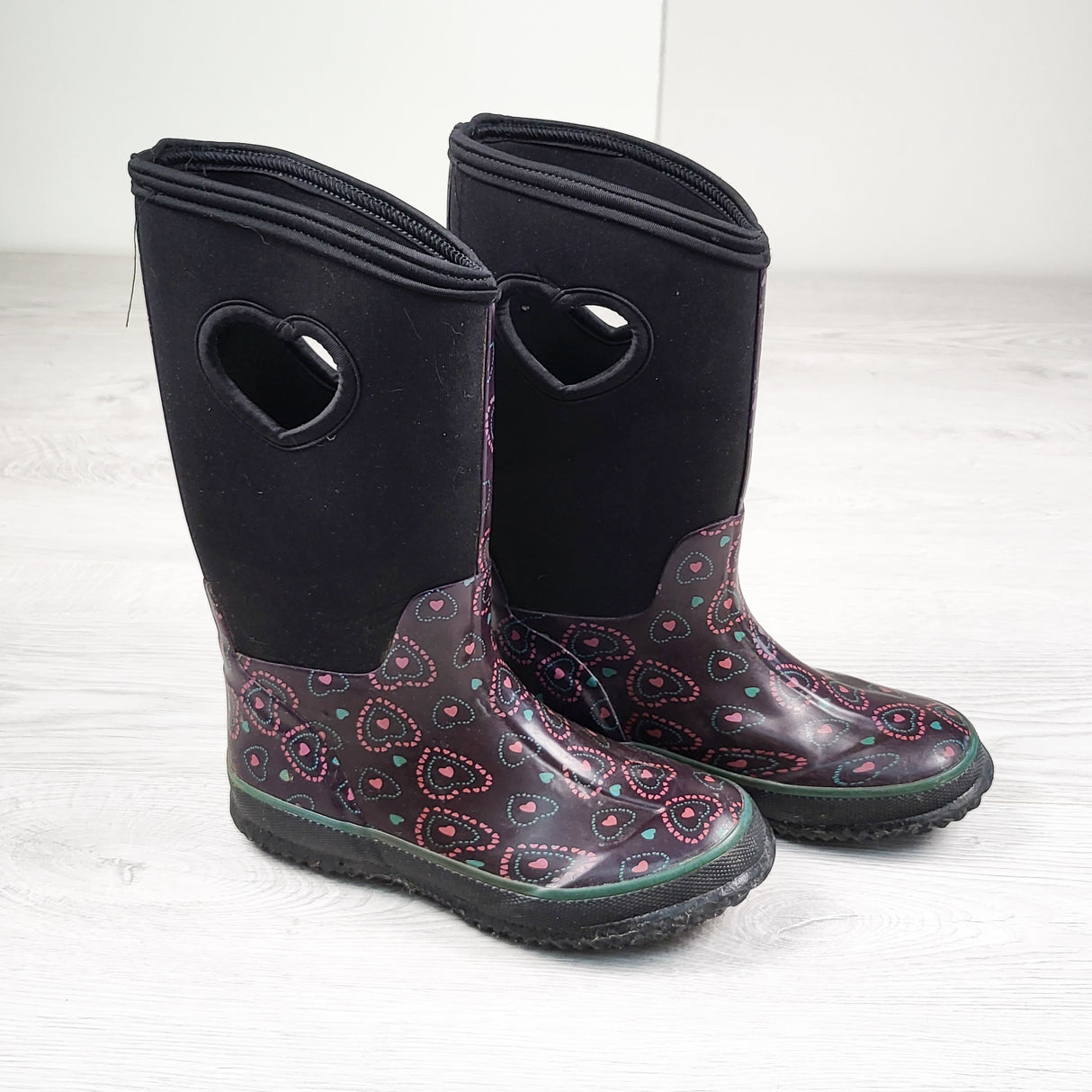 Black neoprene rain boots with hearts. Youth size 1 (sorry, no shipping)