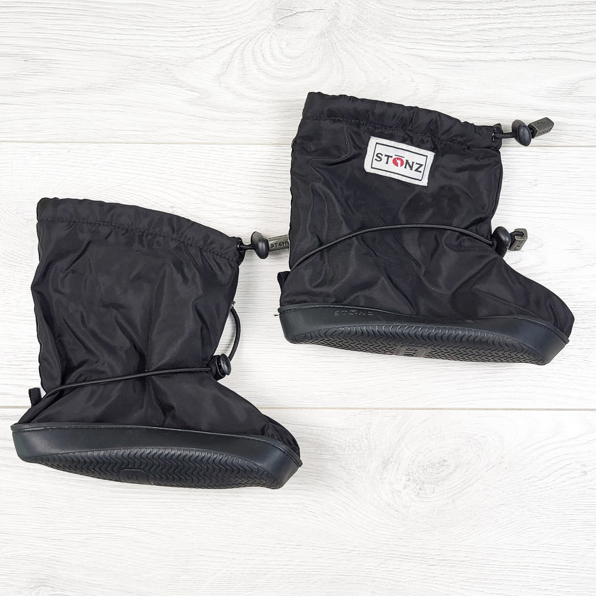 Stonz black waterproof booties. Size XL (8 to 9.5)